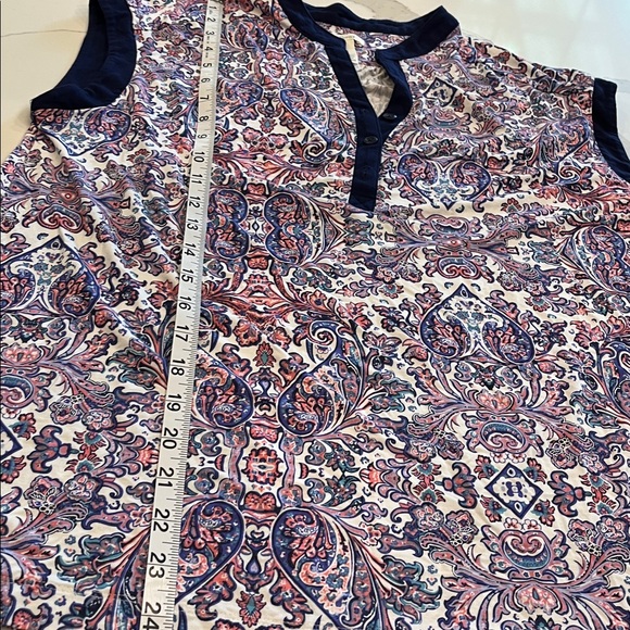 Soma pajamas, 4 pieces. 1!Long sleeve & 1 sleeveless. Pants, pockets & elastic - Picture 10 of 15